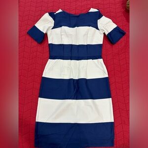 NWT Corilynn striped blue and white short sleeve dress. Size 12.